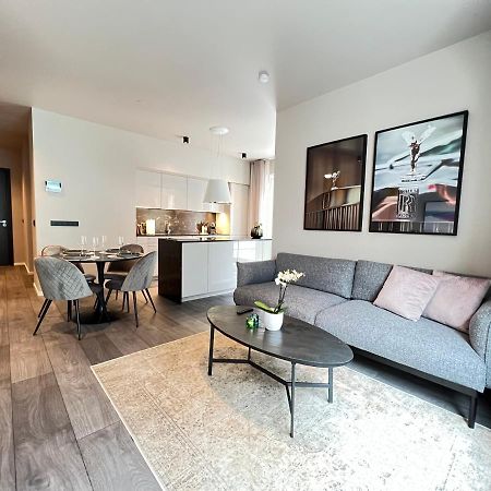 Modern Apt In Central Рейкьявик Экстерьер фото