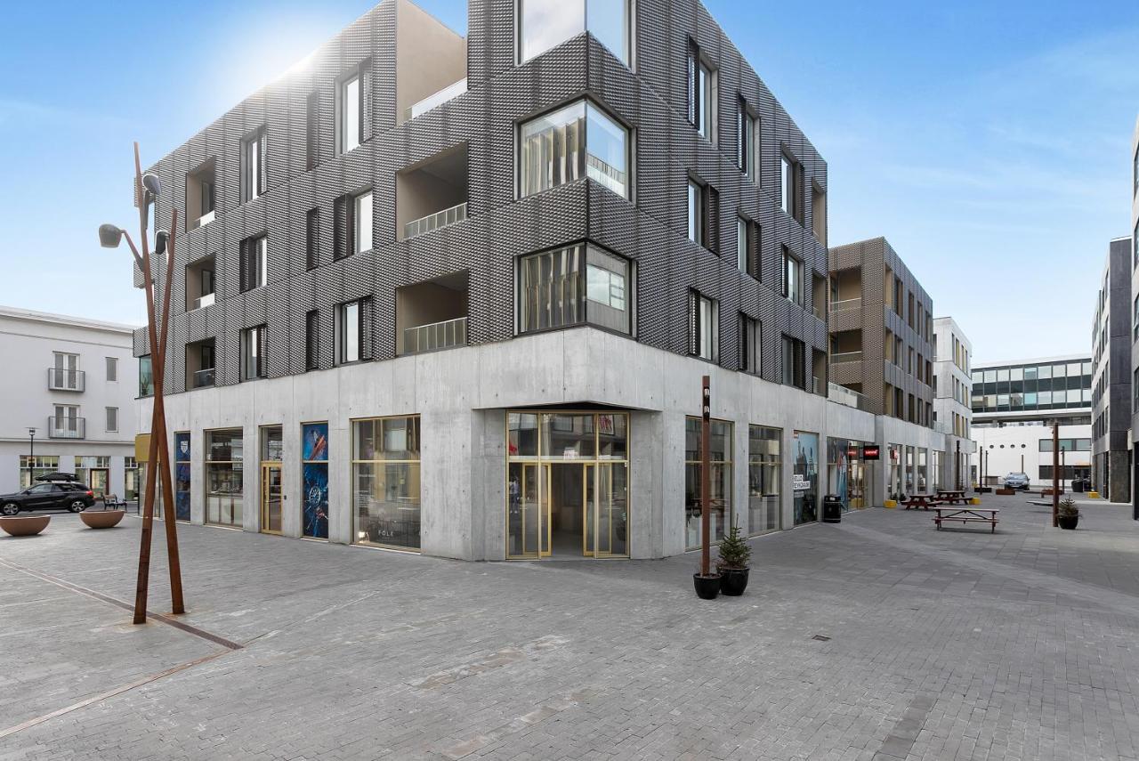 Modern Apt In Central Рейкьявик Экстерьер фото