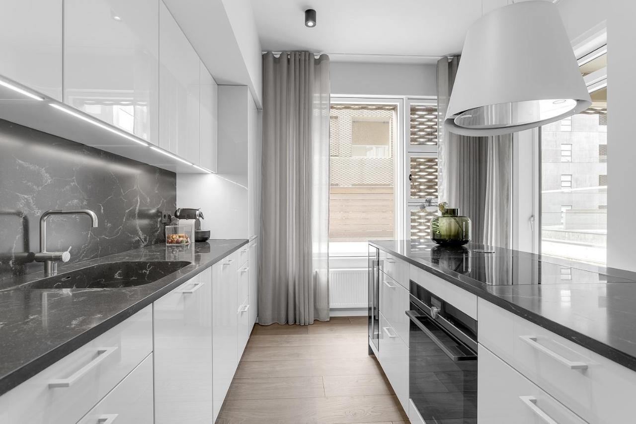 Modern Apt In Central Рейкьявик Экстерьер фото