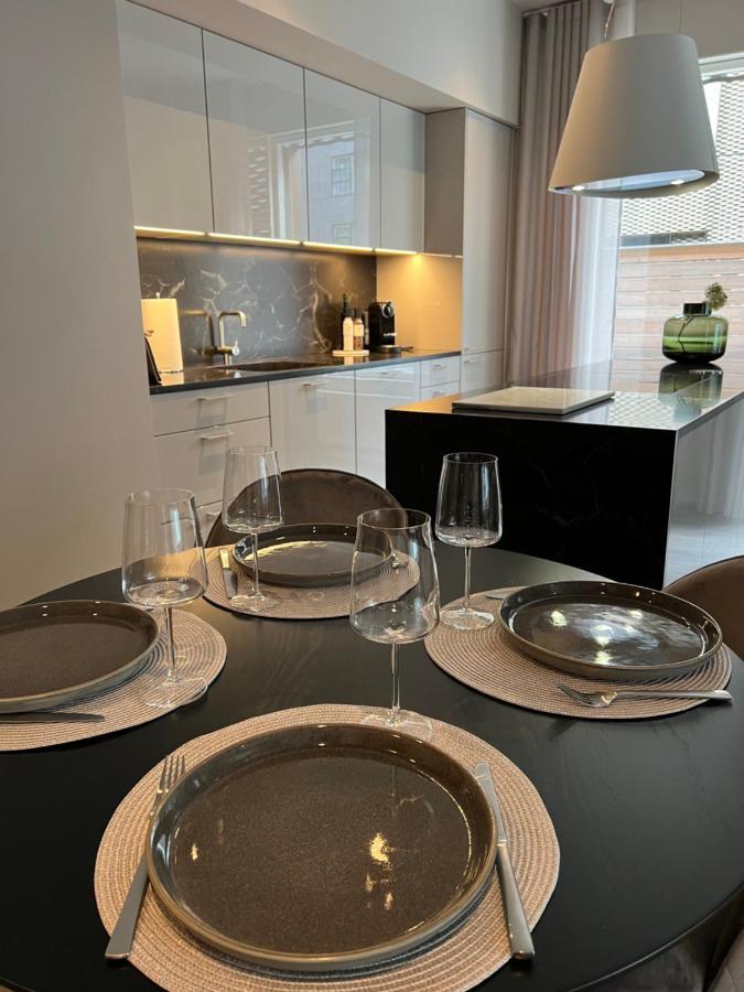 Modern Apt In Central Рейкьявик Экстерьер фото